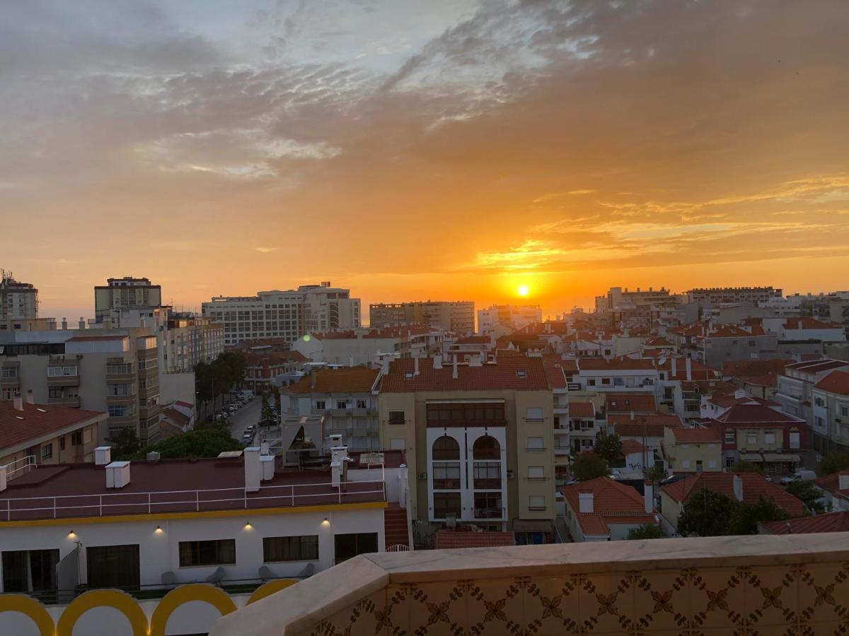 Lovely Lisboa Costa Da Caparica Seaview Apartment מראה חיצוני תמונה